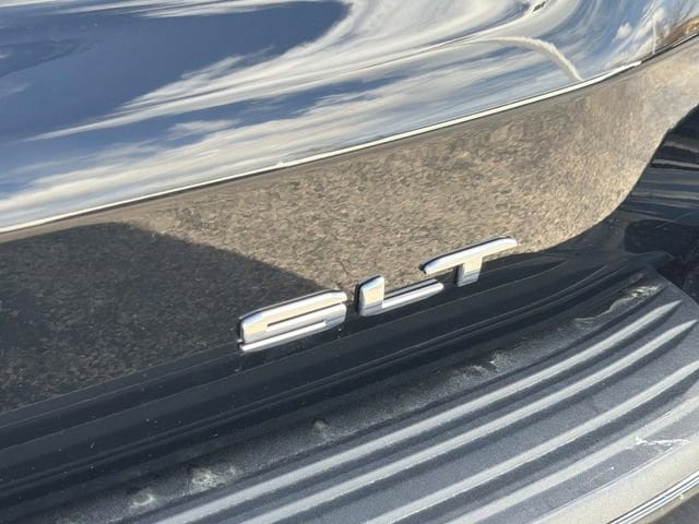 2024 GMC Yukon SLT - Photo 12