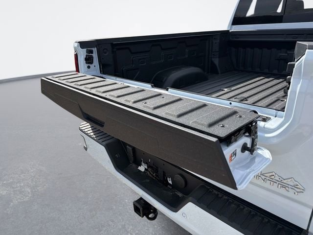 2026 Chevrolet Silverado 2500 HD High Country - Photo 14