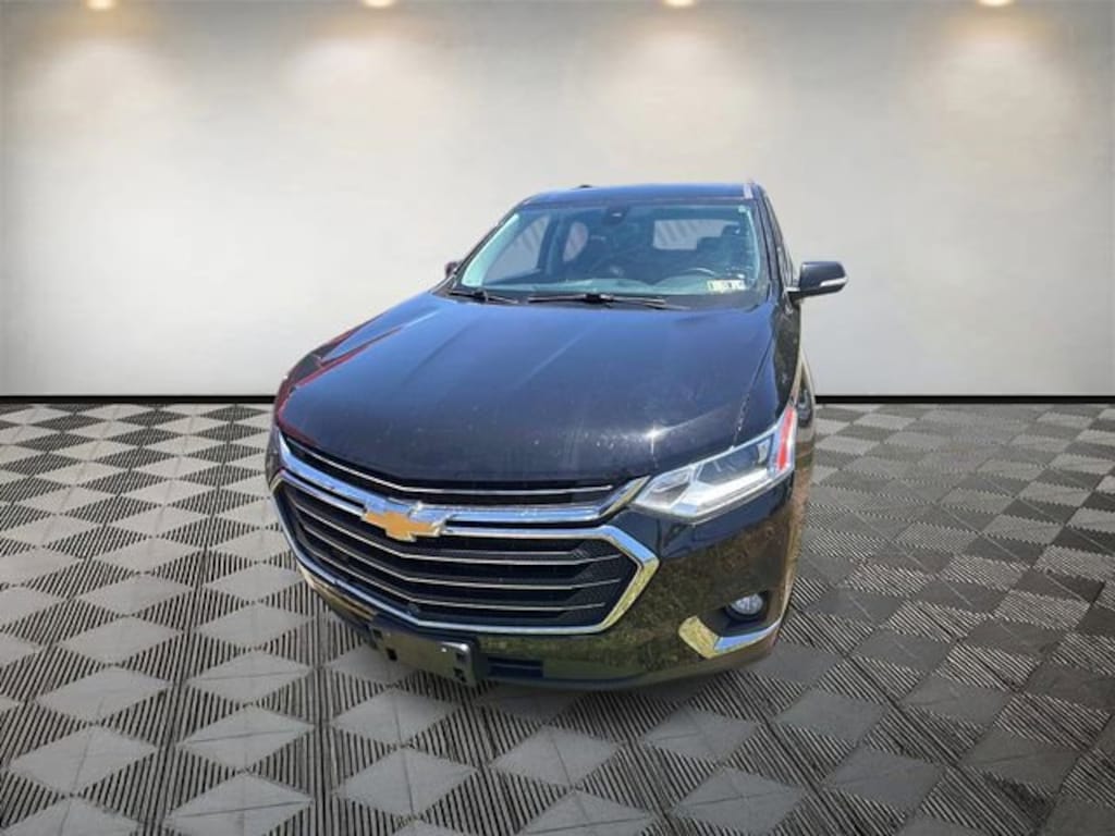 Used 2021 Chevrolet Traverse LT Leather SUV
