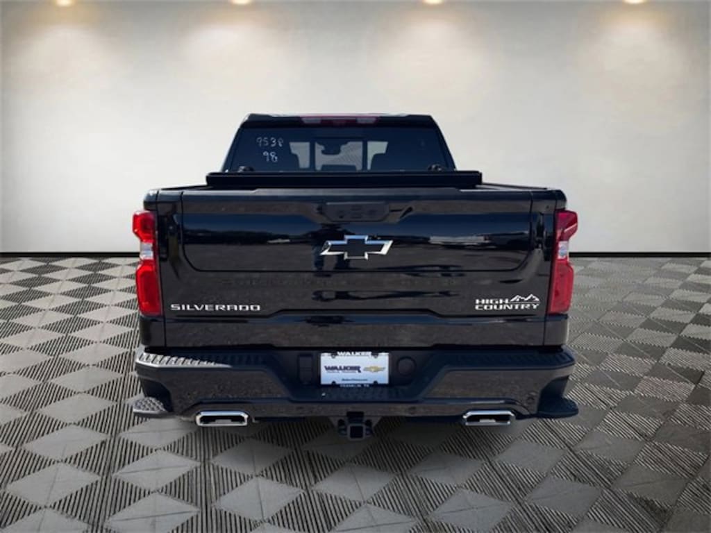 New 2026 Chevrolet Silverado 1500 High Country Truck Crew Cab