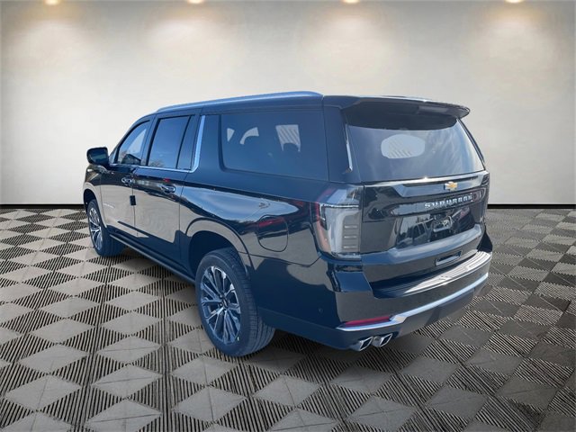 2026 Chevrolet Suburban High Country photo 3