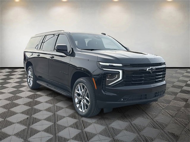 2026 Chevrolet Suburban RST photo 3