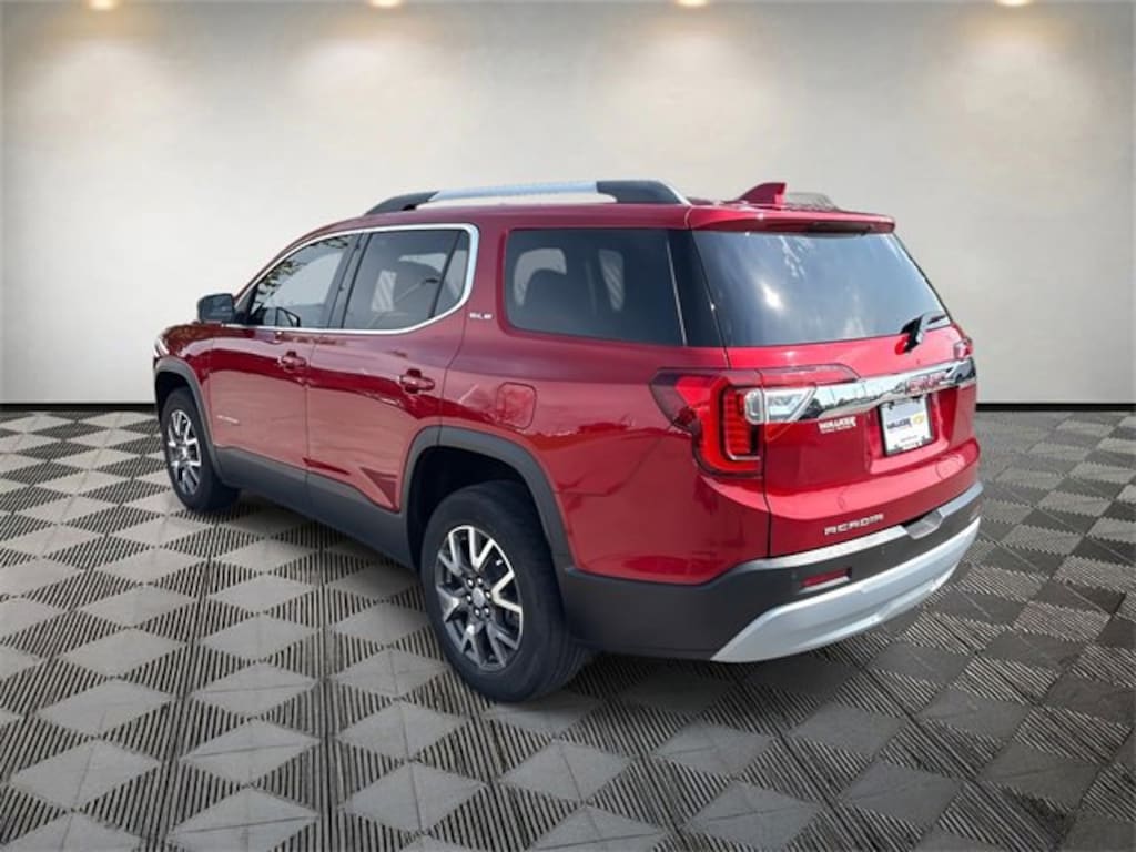 Used 2021 GMC Acadia SLE SUV