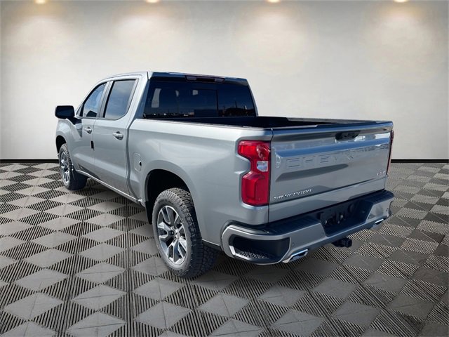 2026 Chevrolet Silverado 1500 RST photo 3