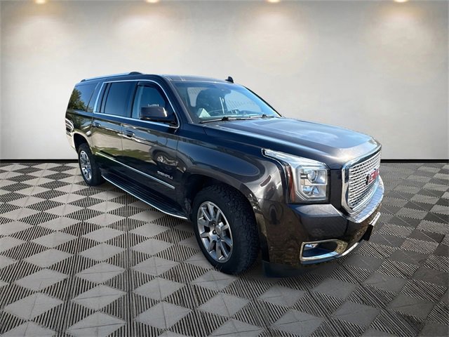 2017 Gmc Yukon XL Denali photo 3