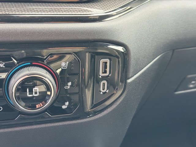2026 Chevrolet Silverado 2500 HD ZR2 - Photo 30