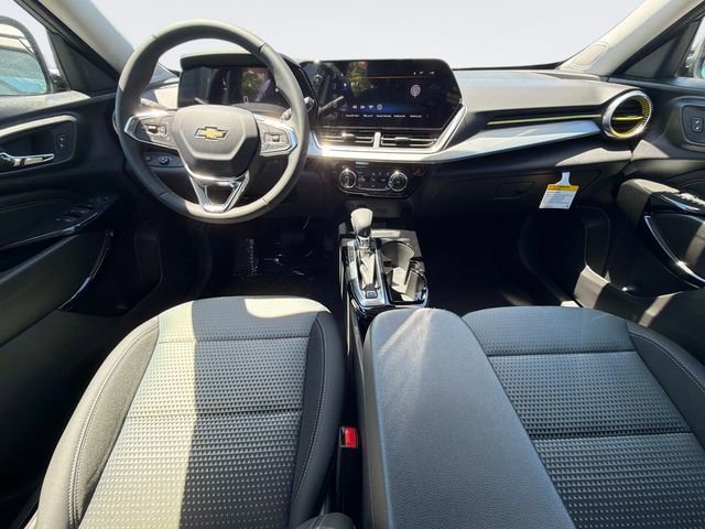 2026 Chevrolet Trax LT - Photo 18