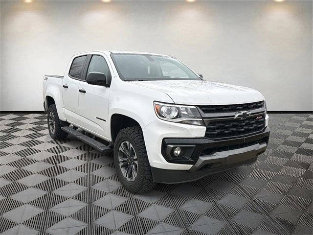 2022 Chevrolet Colorado Z71 photo 2