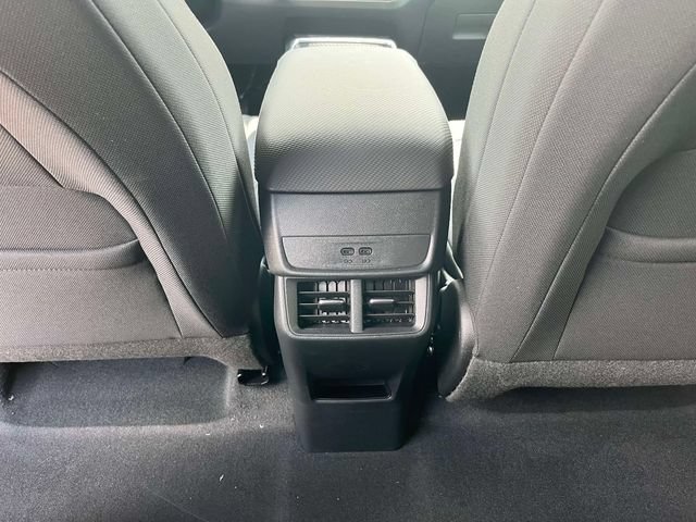 2027 Chevrolet Equinox LT - Photo 17