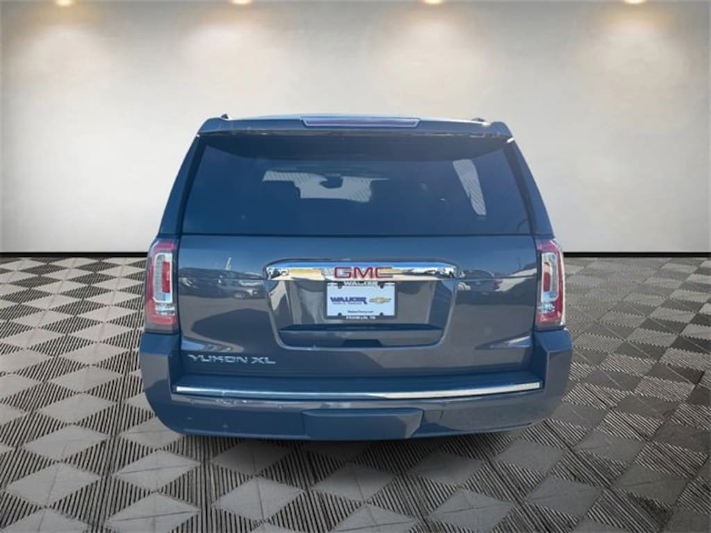 Used 2017 GMC Yukon XL Denali SUV