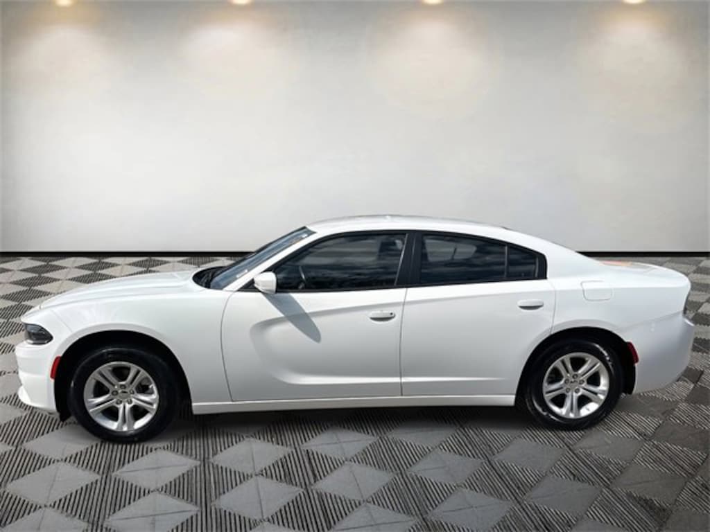 Used 2022 Dodge Charger SXT Sedan