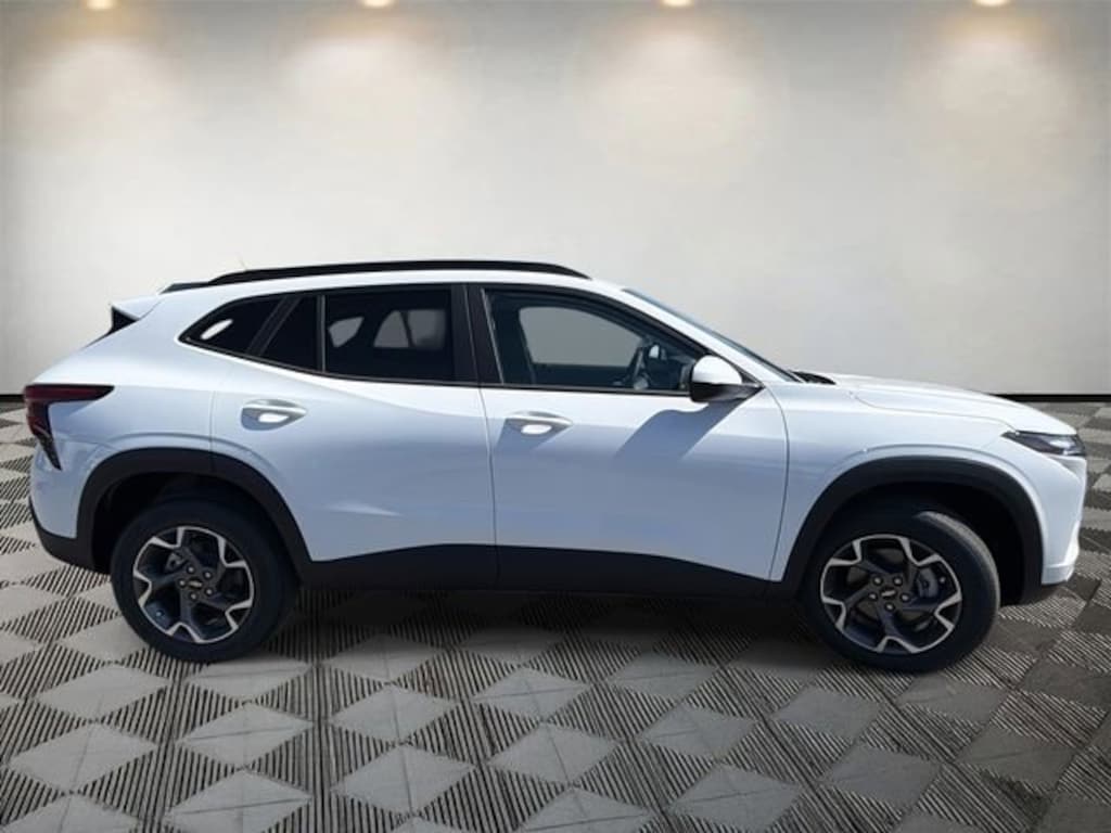 New 2026 Chevrolet Trax LT SUV