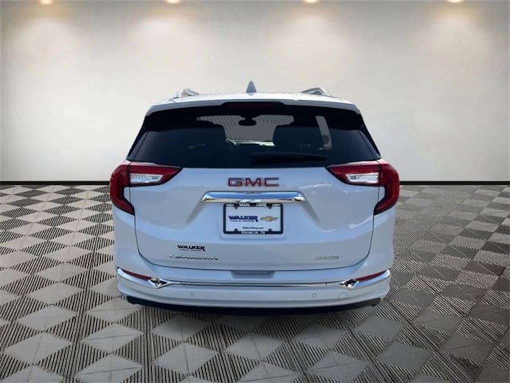 Used 2023 GMC Terrain Denali SUV