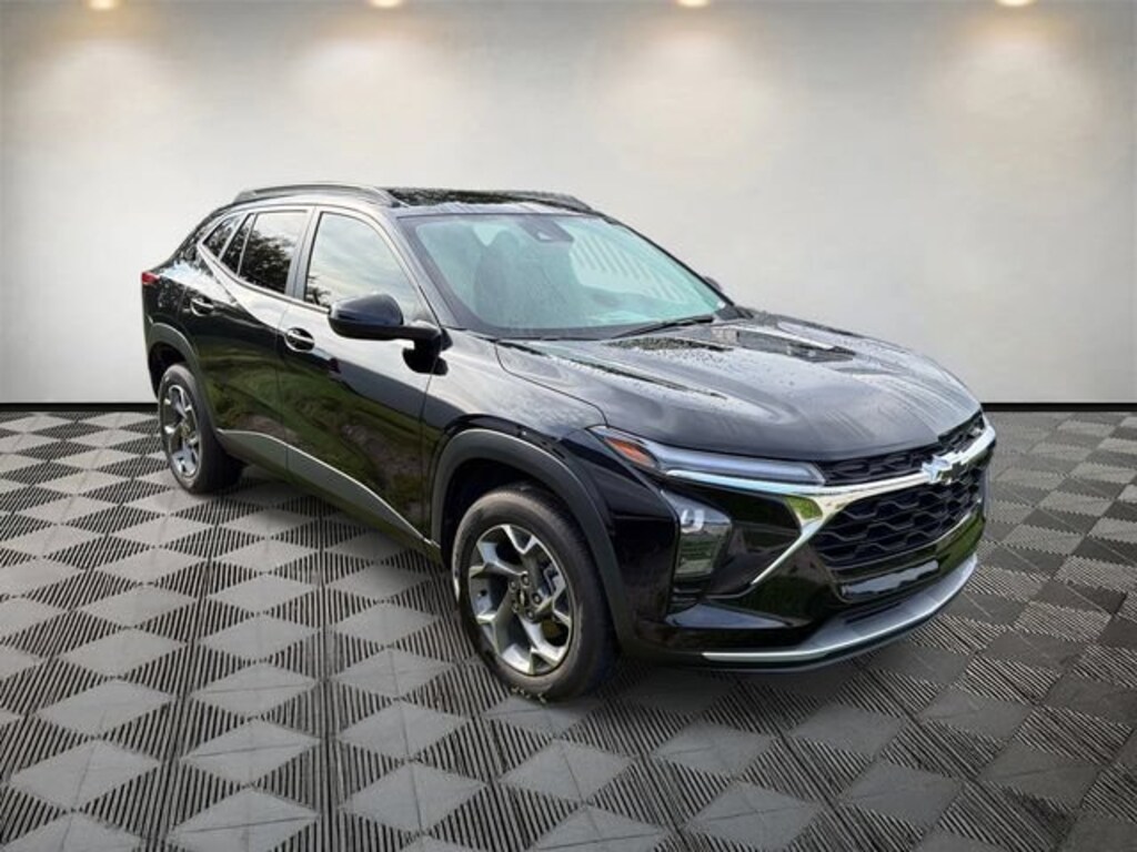 Used 2024 Chevrolet Trax LT SUV