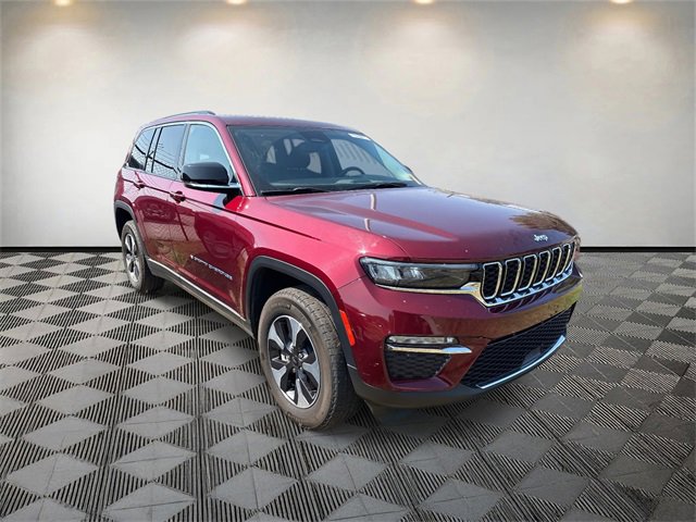 2023 Jeep Cherokee Base photo 3