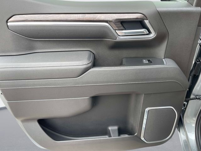 2026 Chevrolet Silverado 1500 LTZ - Photo 17