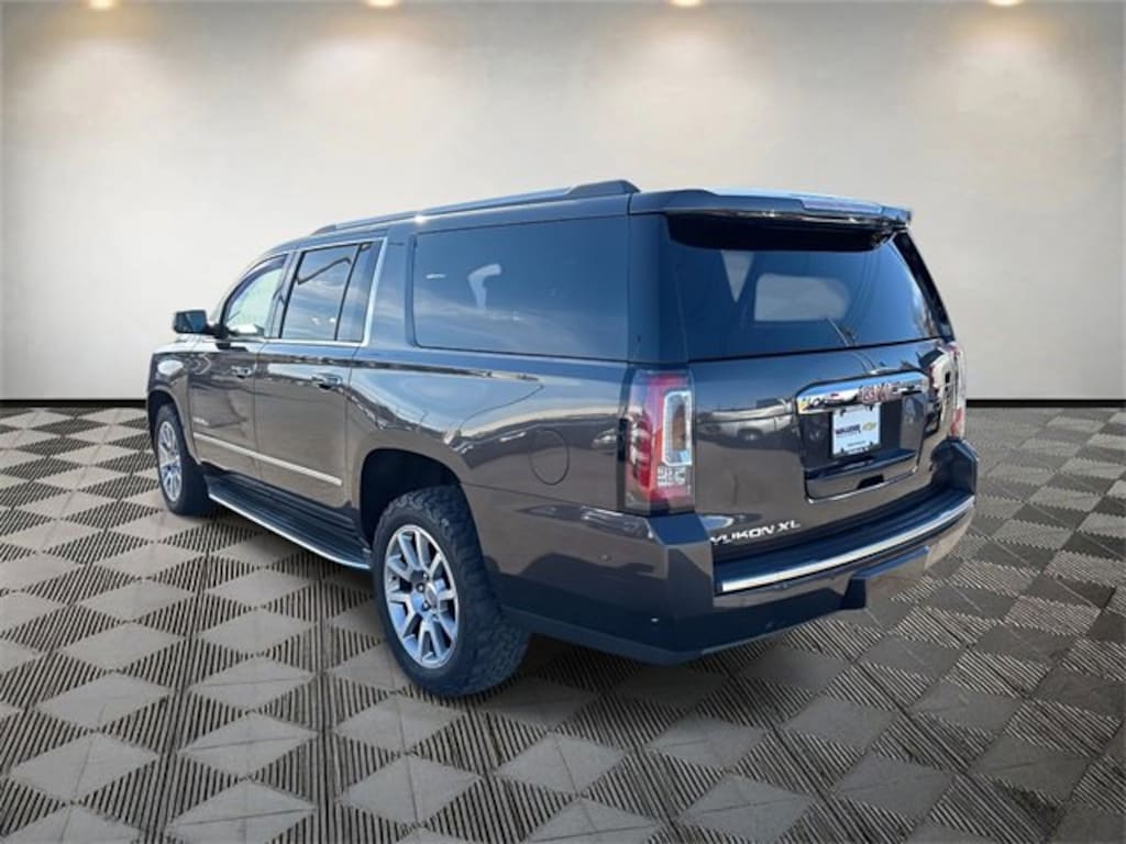 Used 2017 GMC Yukon XL Denali SUV