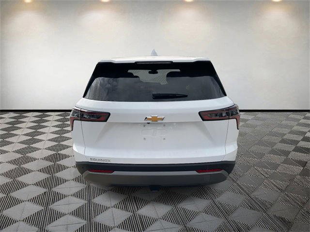 2026 Chevrolet Equinox LT photo 3