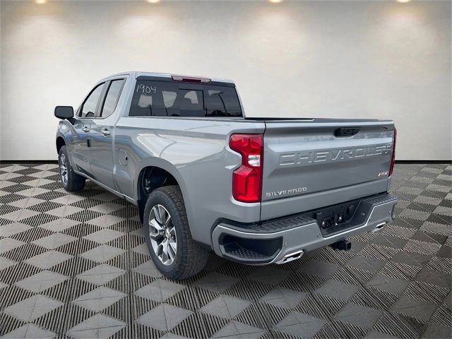 2026 Chevrolet Silverado 1500 RST photo 3