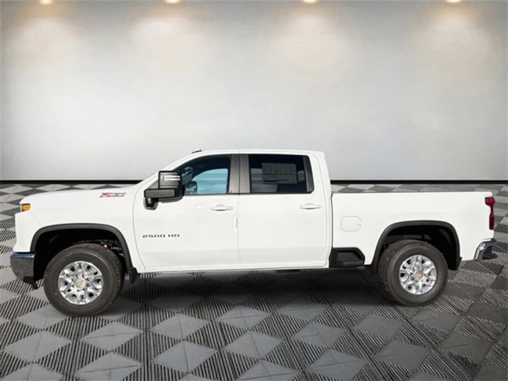 New 2026 Chevrolet Silverado 2500 HD LT Truck Crew Cab