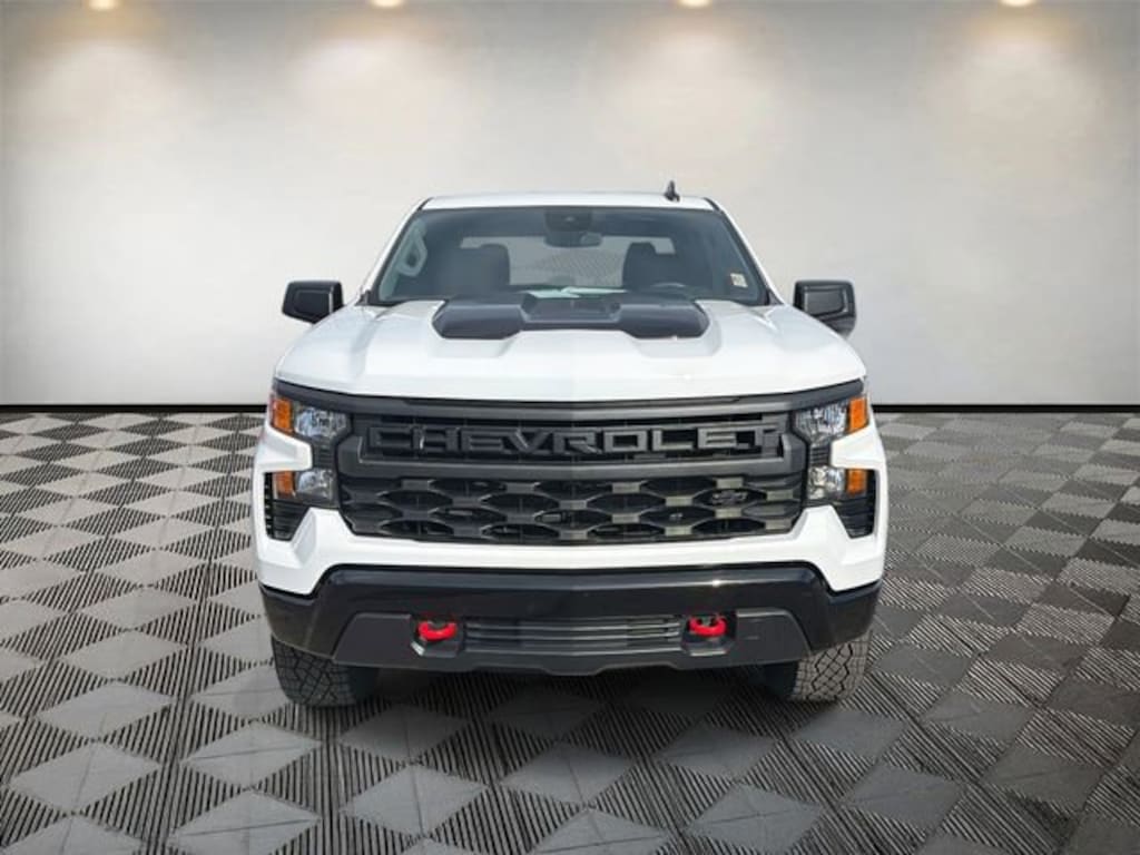 Used 2024 Chevrolet Silverado 1500 Custom Trail Boss Truck Crew Cab