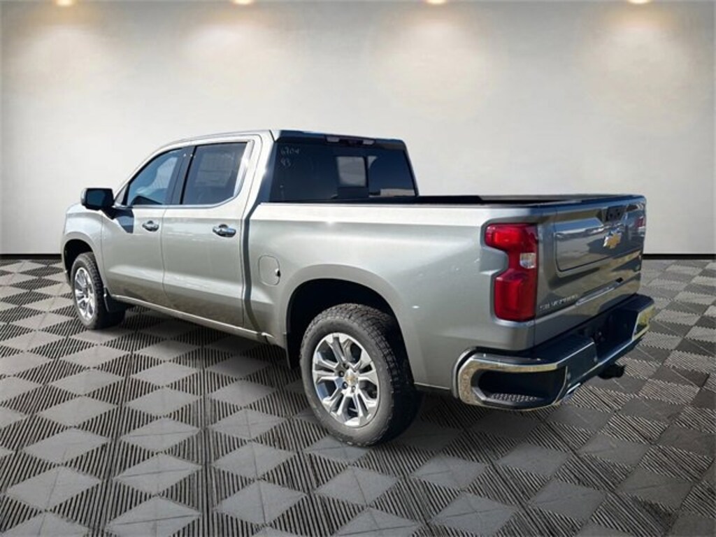 New 2026 Chevrolet Silverado 1500 LTZ Truck Crew Cab
