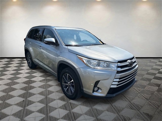 2018 Toyota Highlander SE XLE photo 4