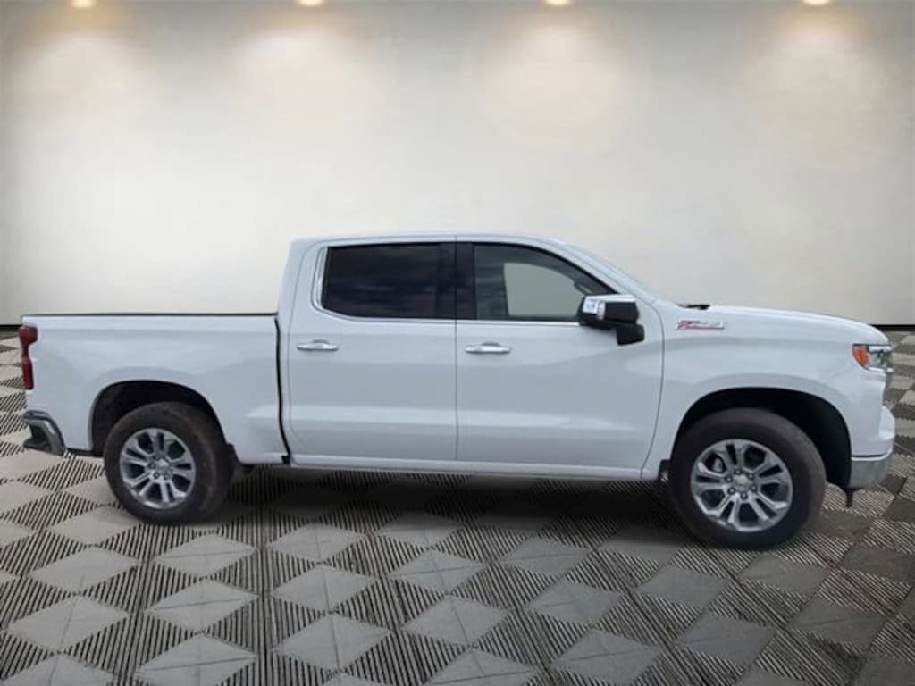 New 2026 Chevrolet Silverado 1500 LTZ Truck Crew Cab