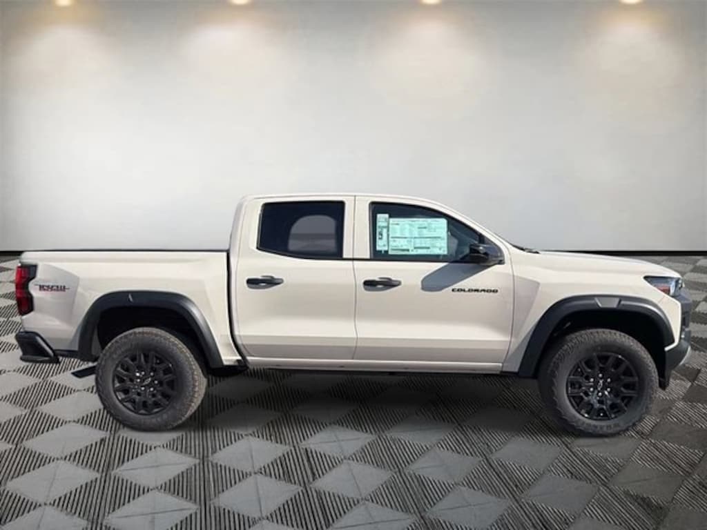 New 2026 Chevrolet Colorado Trail Boss Truck Crew Cab