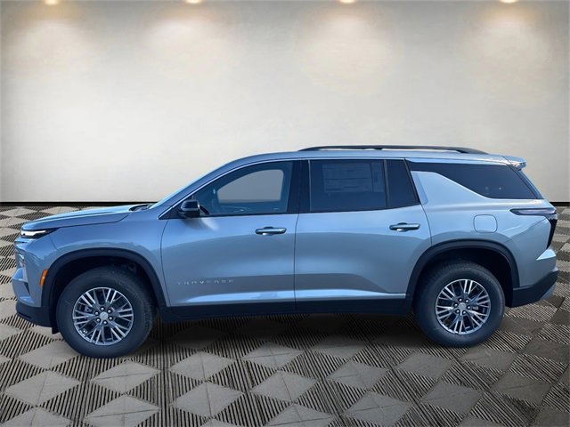 2026 Chevrolet Traverse photo 2
