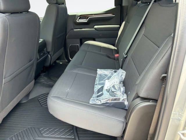 2026 Chevrolet Silverado 1500 LT - Photo 15