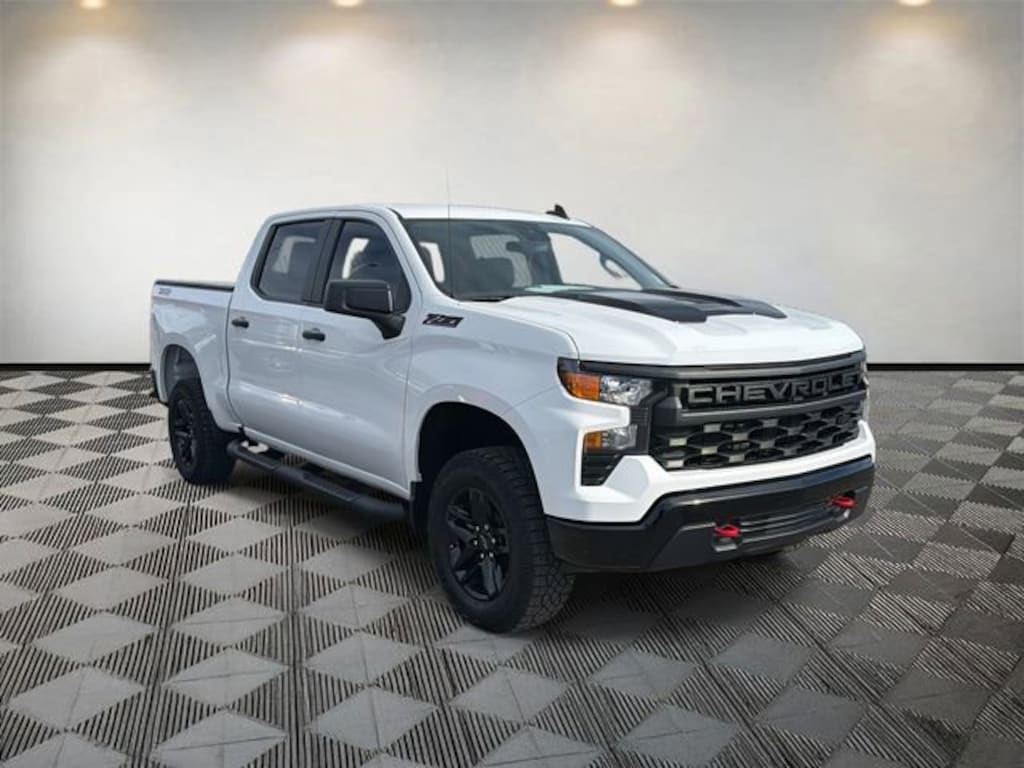 Used 2024 Chevrolet Silverado 1500 Custom Trail Boss Truck Crew Cab