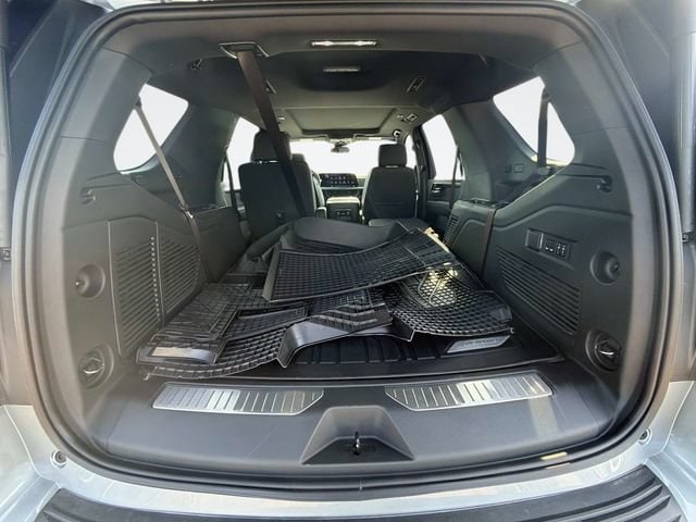 2026 Chevrolet Tahoe Premier - Photo 12