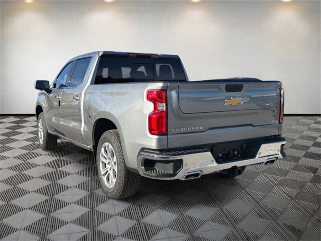New 2026 Chevrolet Silverado 1500 LTZ Truck Crew Cab