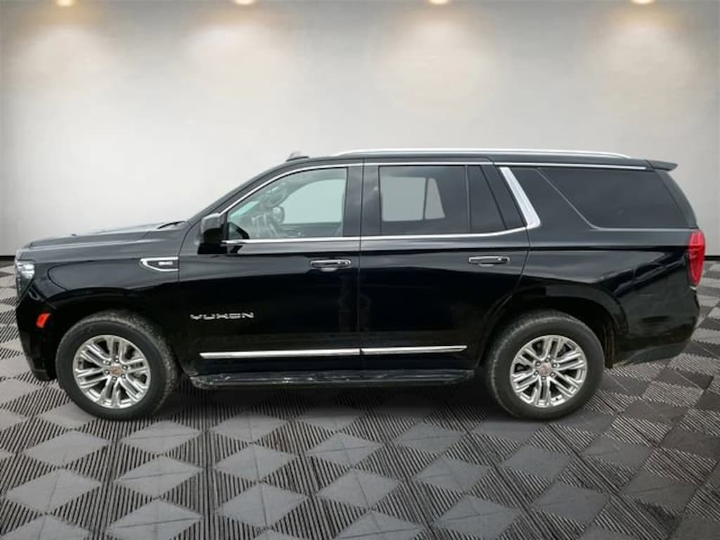 Used 2024 GMC Yukon SLT SUV