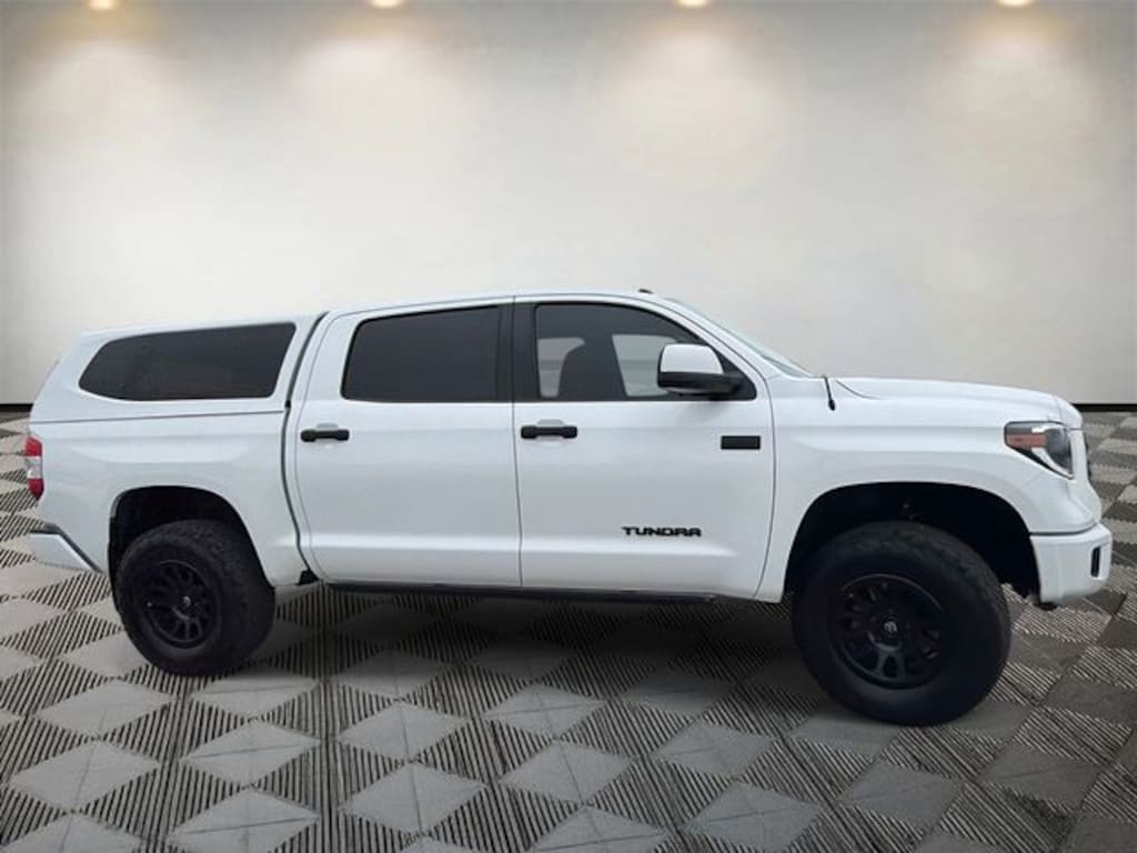 Used 2018 Toyota Tundra SR5 5.7L V8 Truck Crew Cab