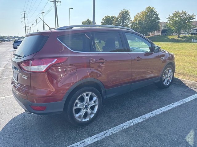 2015 Ford Escape Titanium photo 2