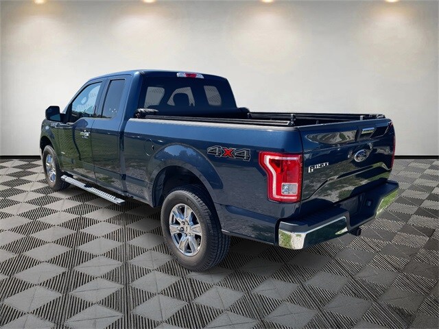 2017 Ford F-150 XLT photo 4