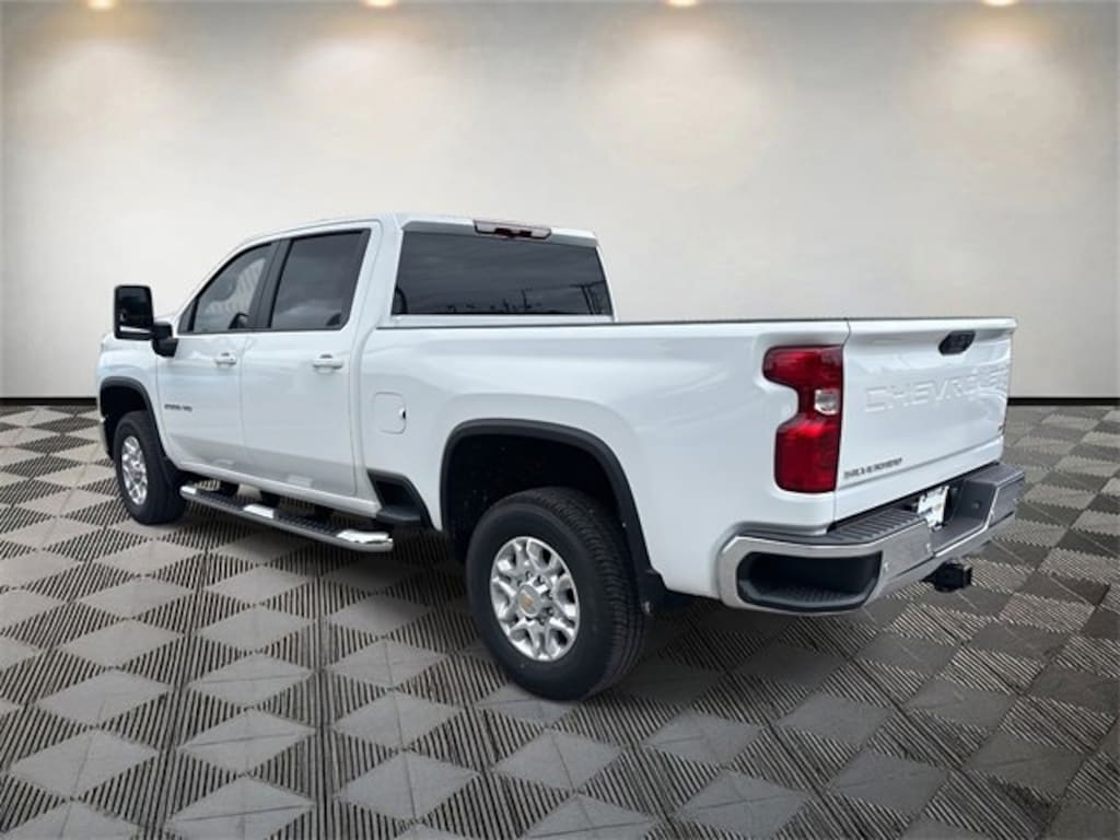 New 2026 Chevrolet Silverado 2500 HD LT Truck Crew Cab