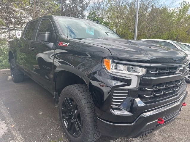 Used 2023 Chevrolet Silverado 1500 LT Trail Boss with VIN 3GCUDFELXPG304809 for sale in Franklin, TN