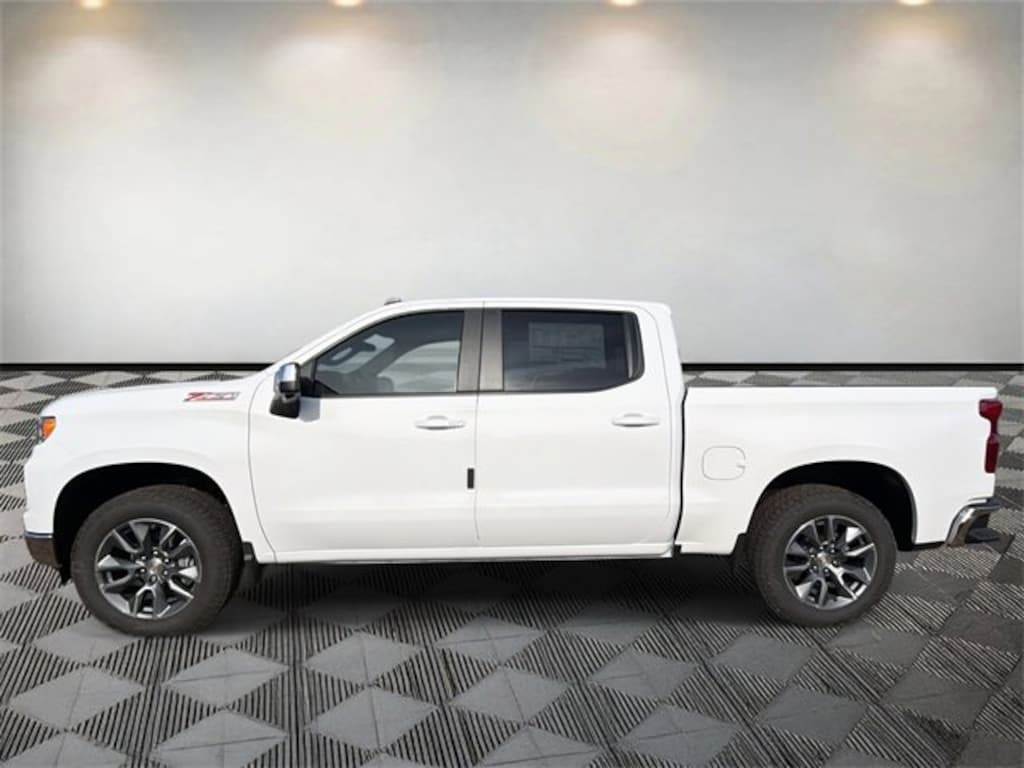 New 2026 Chevrolet Silverado 1500 LT Truck Crew Cab
