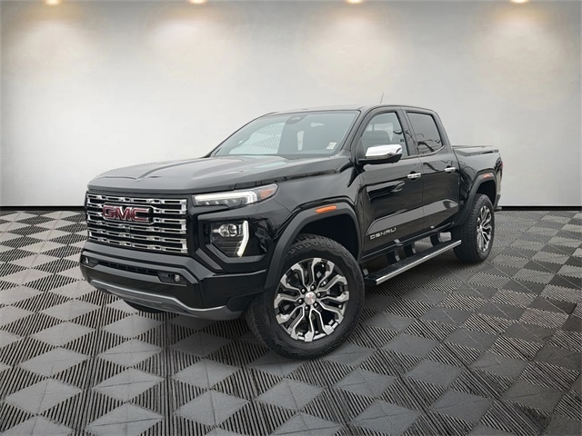 2024 GMC Canyon Denali's photo
