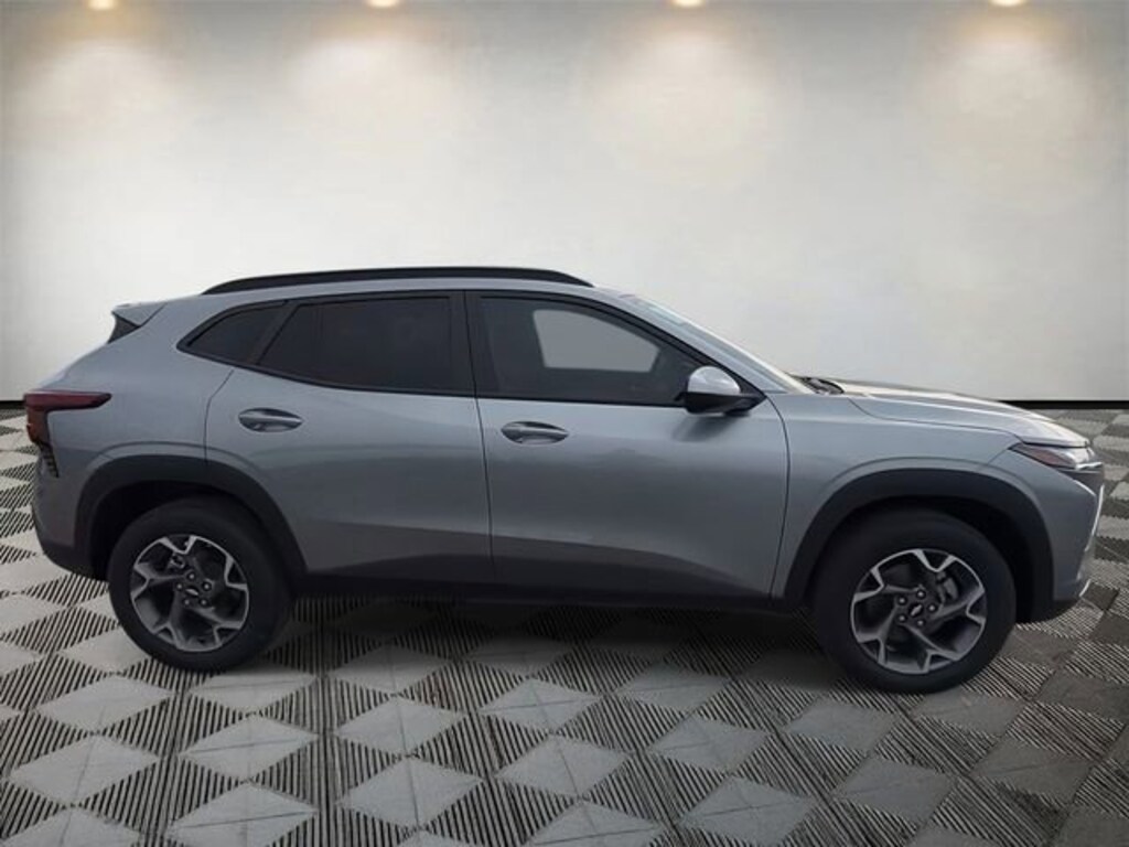 New 2026 Chevrolet Trax LT SUV