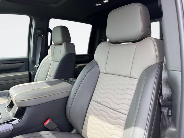 2026 Chevrolet Silverado 2500 HD ZR2 - Photo 22