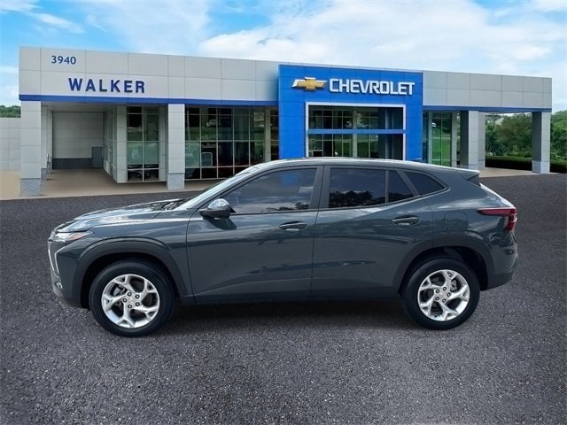 Used 2025 Chevrolet Trax LS with VIN KL77LFEP2SC068491 for sale in Franklin, TN