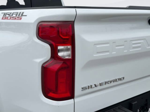 2026 Chevrolet Silverado 1500 LT Trail Boss - Photo 11