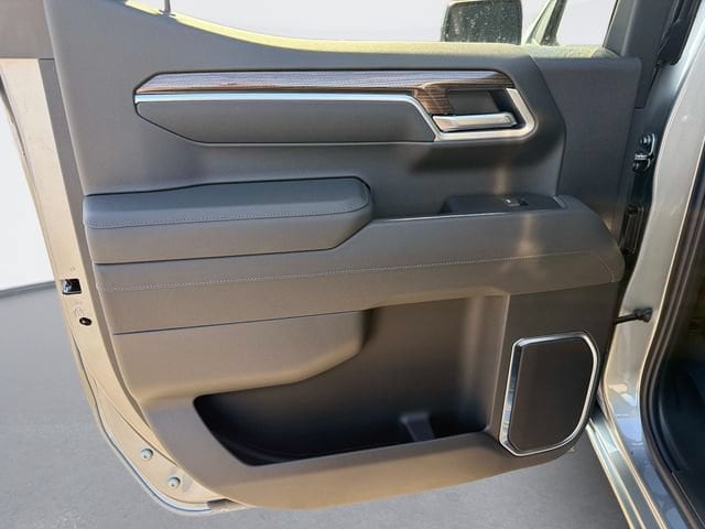 2026 Chevrolet Silverado 1500 RST - Photo 13