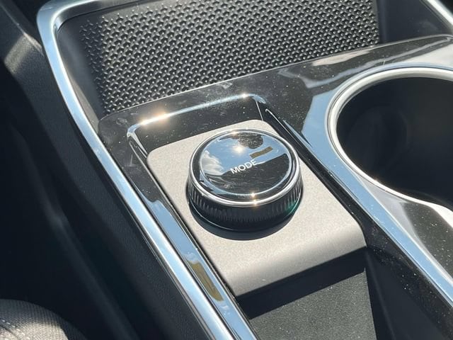 2027 Chevrolet Equinox LT - Photo 27