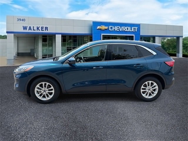 Used 2020 Ford Escape SE with VIN 1FMCU0G63LUA11966 for sale in Franklin, TN