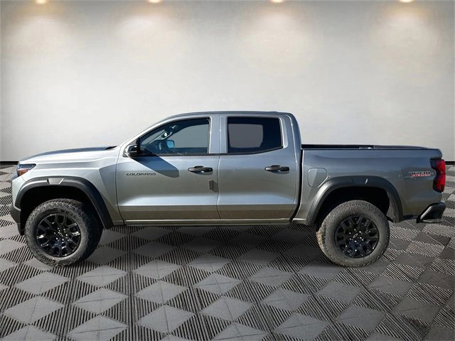2026 Chevrolet Colorado Trail Boss photo 2